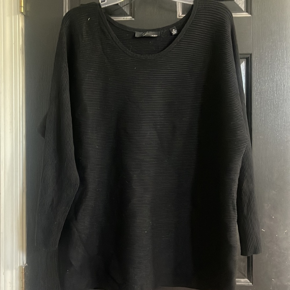 Sweater - Picture 3 of 3